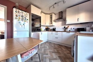Kitchen/Diner- click for photo gallery